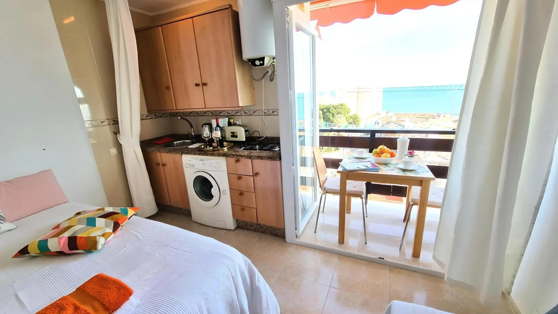 Estudio Las Naciones Apartment Benalmadena